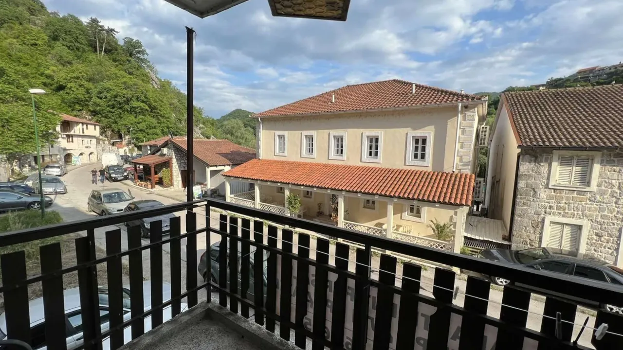 Sale, apartment, 57m², Cetinje, Crna Gora