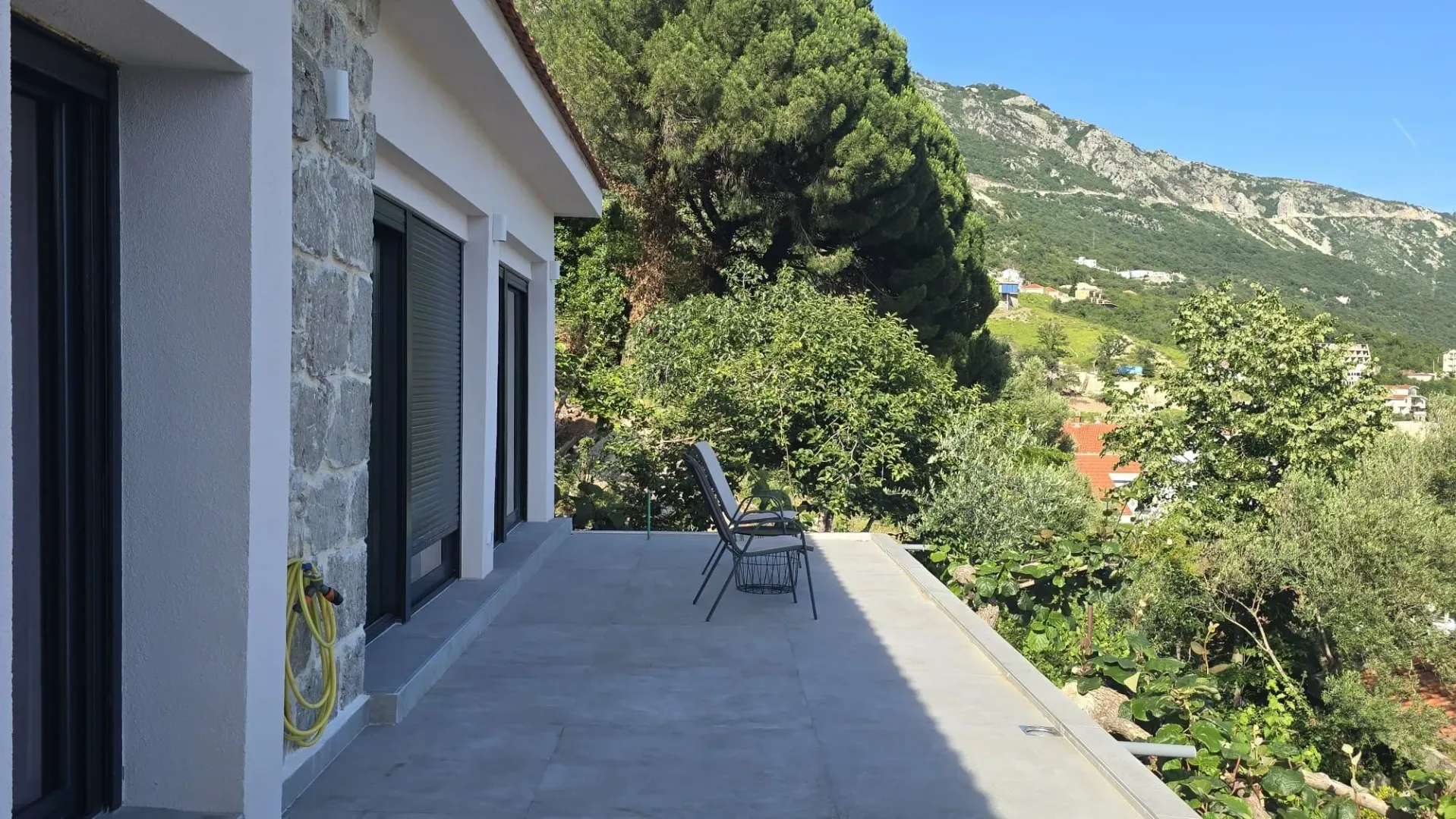 Prodaja, kuća, 210m², Markovići, Budva