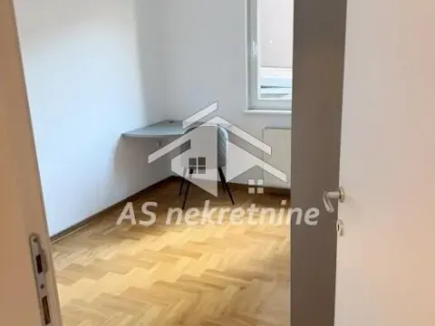 Rent, three bedroom apartment, 69m², Palilula Sve Podlokacije, Beograd - image 16