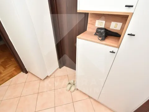 Izdavanje, garsonjera, 25m², City Kvart, Podgorica - image 6