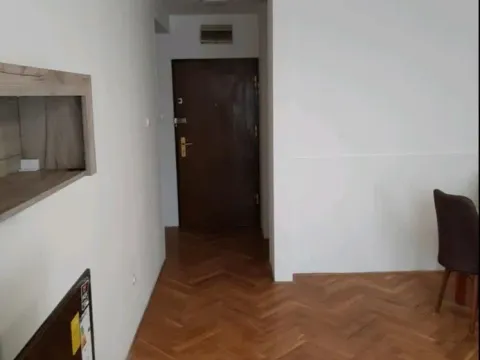 Izdavanje, dvosoban stan, 56m², Bulevar Oslobodjenja, Novi Sad Sve Podlokacije - image 4