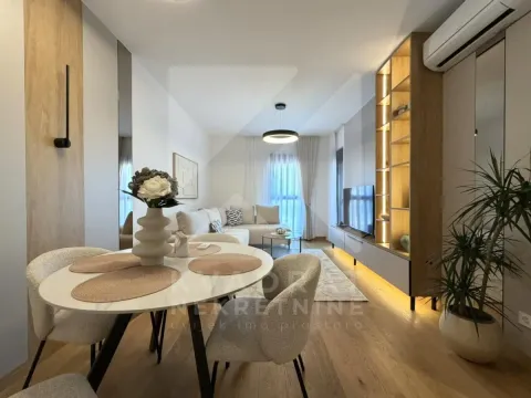 Rent, one bedroom apartment, 47m², New City, Podgorica - image 10