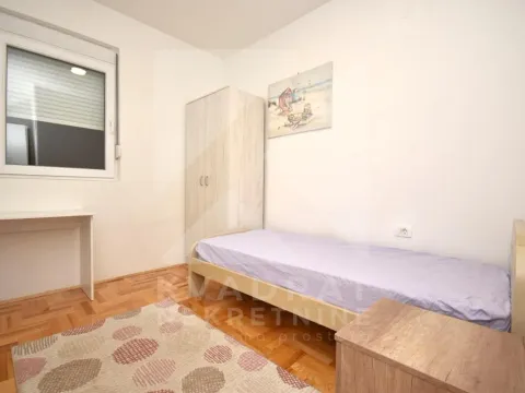 Izdavanje, dvosoban stan, 56m², Stari Aerodrom, Podgorica - image 8