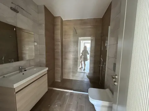Prodaja, dvosoban stan, 74m², Bar, Crna Gora - image 10
