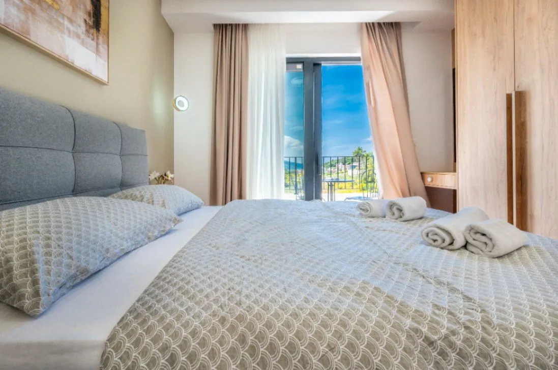 Sale, house, 250m², Mrčevac, Tivat