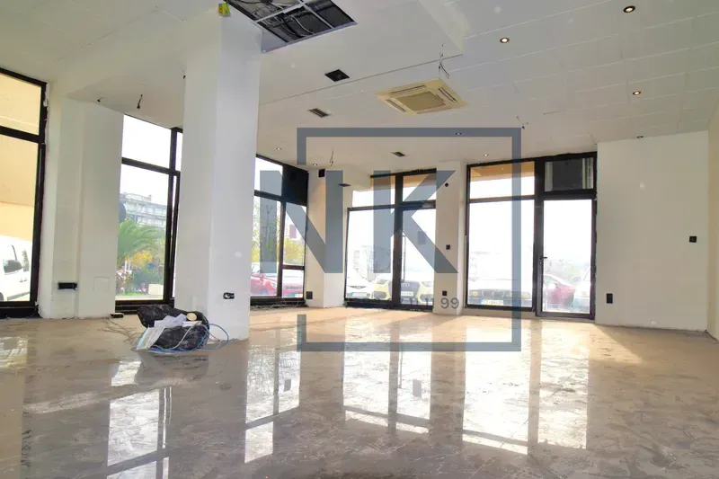 Izdavanje, poslovni prostor, 129m², Preko Morače, Podgorica