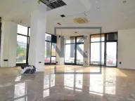 Izdavanje, poslovni prostor, 129m², Preko Morače, Podgorica - image 1