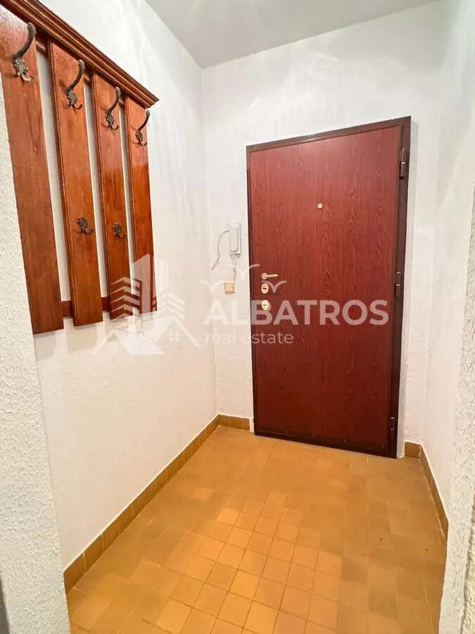 Prodaja, dvosoban stan, 77m², Centar, Bar