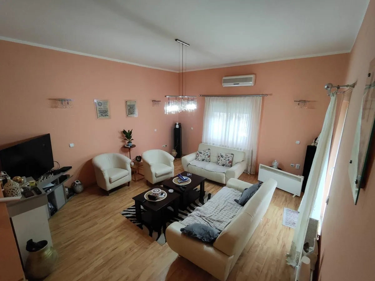 Prodaja, kuća, 336m², Tavrića obori, Jagodina
