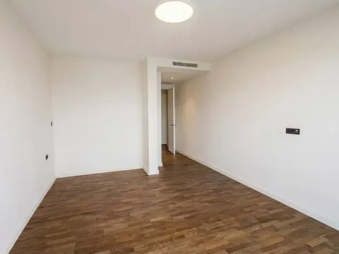 Prodaja, dvosoban stan, 183m², Centar, Tivat - image 6