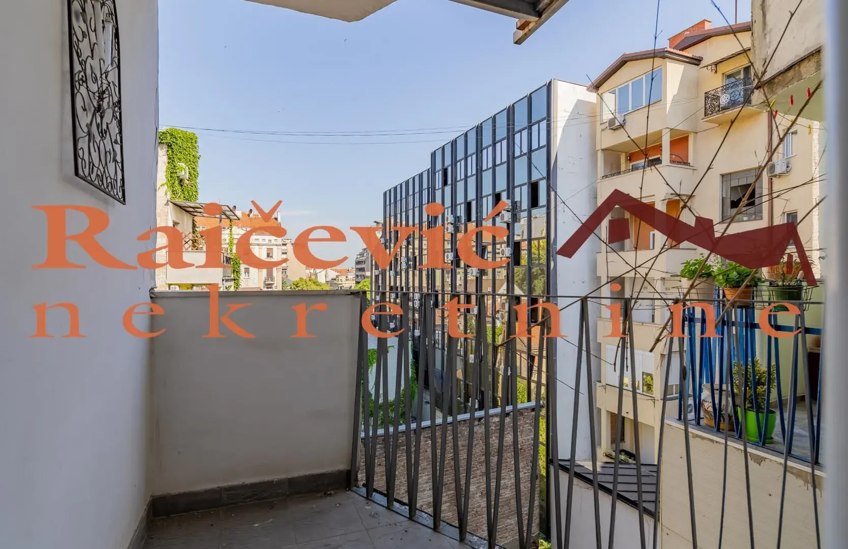 Prodaja, dvosoban stan, 68m², Centar, Stara Pazova