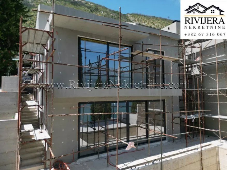 Prodaja, kuća, 237m², Njivice, Herceg Novi