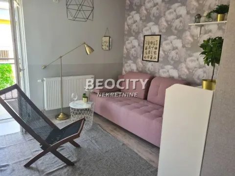 Izdavanje, stan, 21m², Centar, Novi Sad - image 2