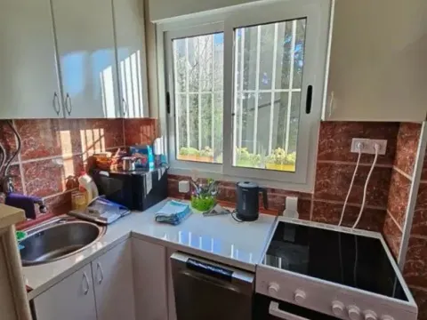 Izdavanje, dvosoban stan, 65m², Centar, Podgorica - image 8