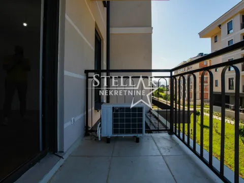 Rent, two bedroom apartment, 64m², Tološi, Podgorica - image 10