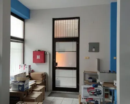 Prodaja, poslovni prostor, 76m², Bulevar Oslobodjenja, Novi Sad Sve Podlokacije - image 2