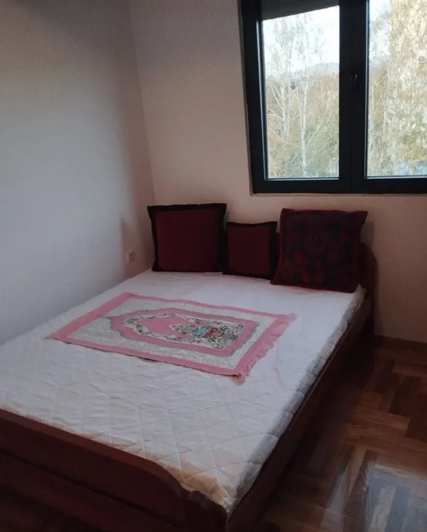 Rent, two bedroom apartment, 80m², Stari Aerodrom, Podgorica