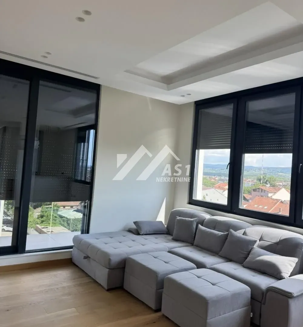 Izdavanje, četvorosoban stan, 97m², Telep, Novi Sad Sve Podlokacije