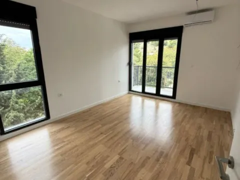 Sale, three bedroom apartment, 90m², Zagorič, Podgorica - image 9