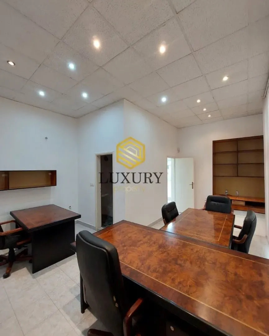 Rent, office space, 119m², City Kvart, Podgorica