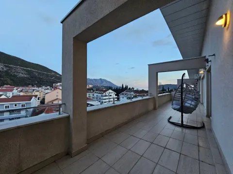 Sale, two bedroom apartment, 166m², Budva, Crna Gora - image 46