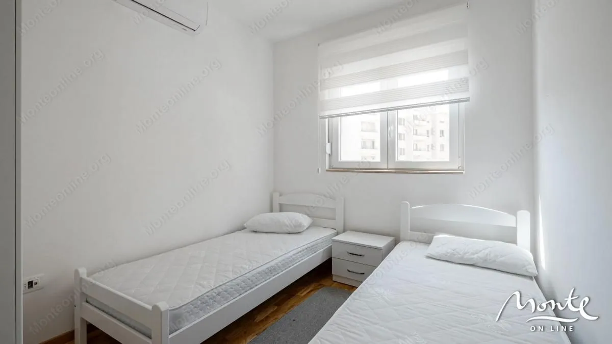 Sale, two bedroom apartment, 59m², Bečići, Budva