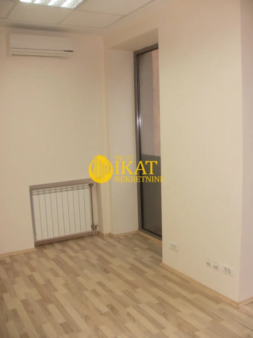 Rent, office space, 216m², Stari Grad, Beograd