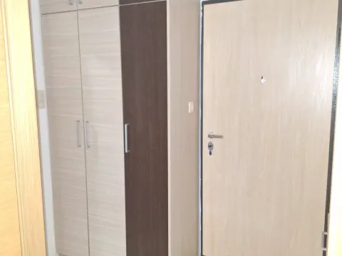 Izdavanje, dvosoban stan, 54m², Pobrežje, Podgorica - image 5