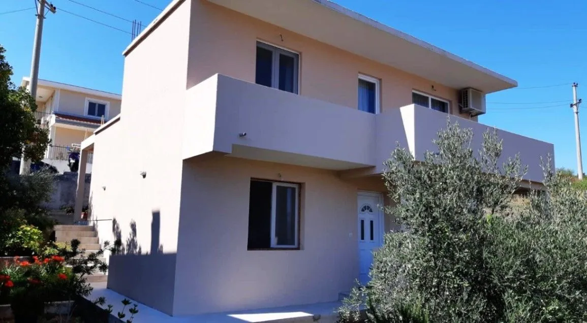 Prodaja, kuća, 160m², Krašići, Tivat