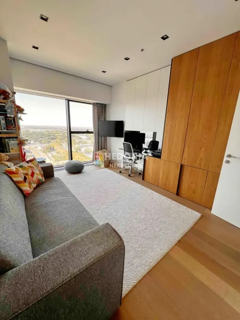 Izdavanje, trosoban stan, 96m², Novi Beograd Blok 65, Novi Beograd Sve Podlokacije