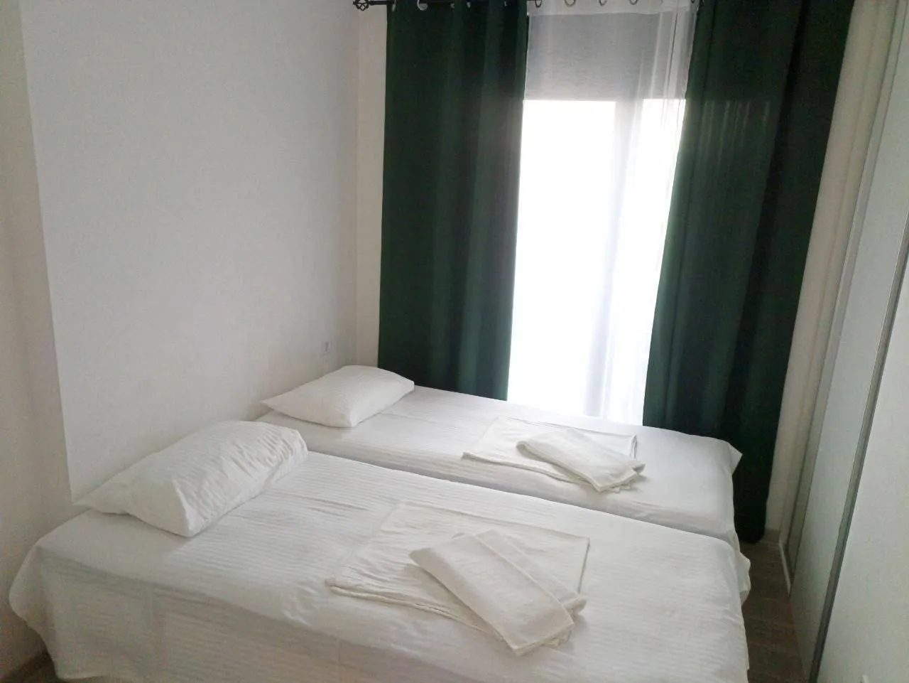 Rent, one bedroom apartment, 72m², Centar, Budva