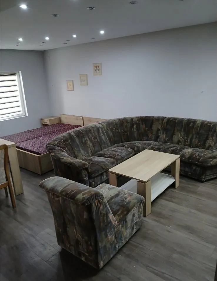Prodaja, stan, 539m², Lozničko Polje, Loznica