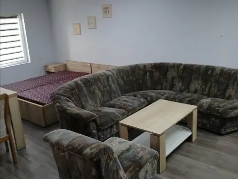 Prodaja, stan, 539m², Lozničko Polje, Loznica - image 11