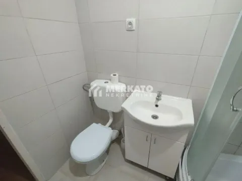 Izdavanje, dvosoban stan, 51m², Lesnina, Zrenjanin - image 11