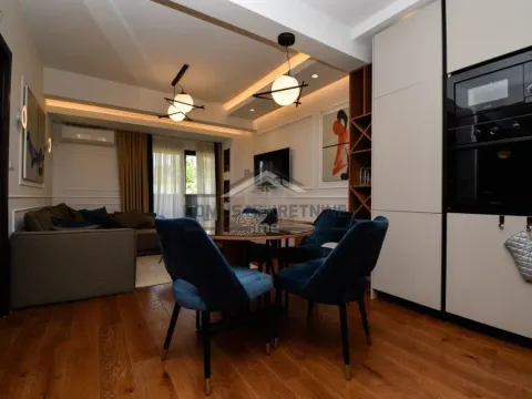 Izdavanje, dvosoban stan, 66m², Vezirov Most, Podgorica - image 8