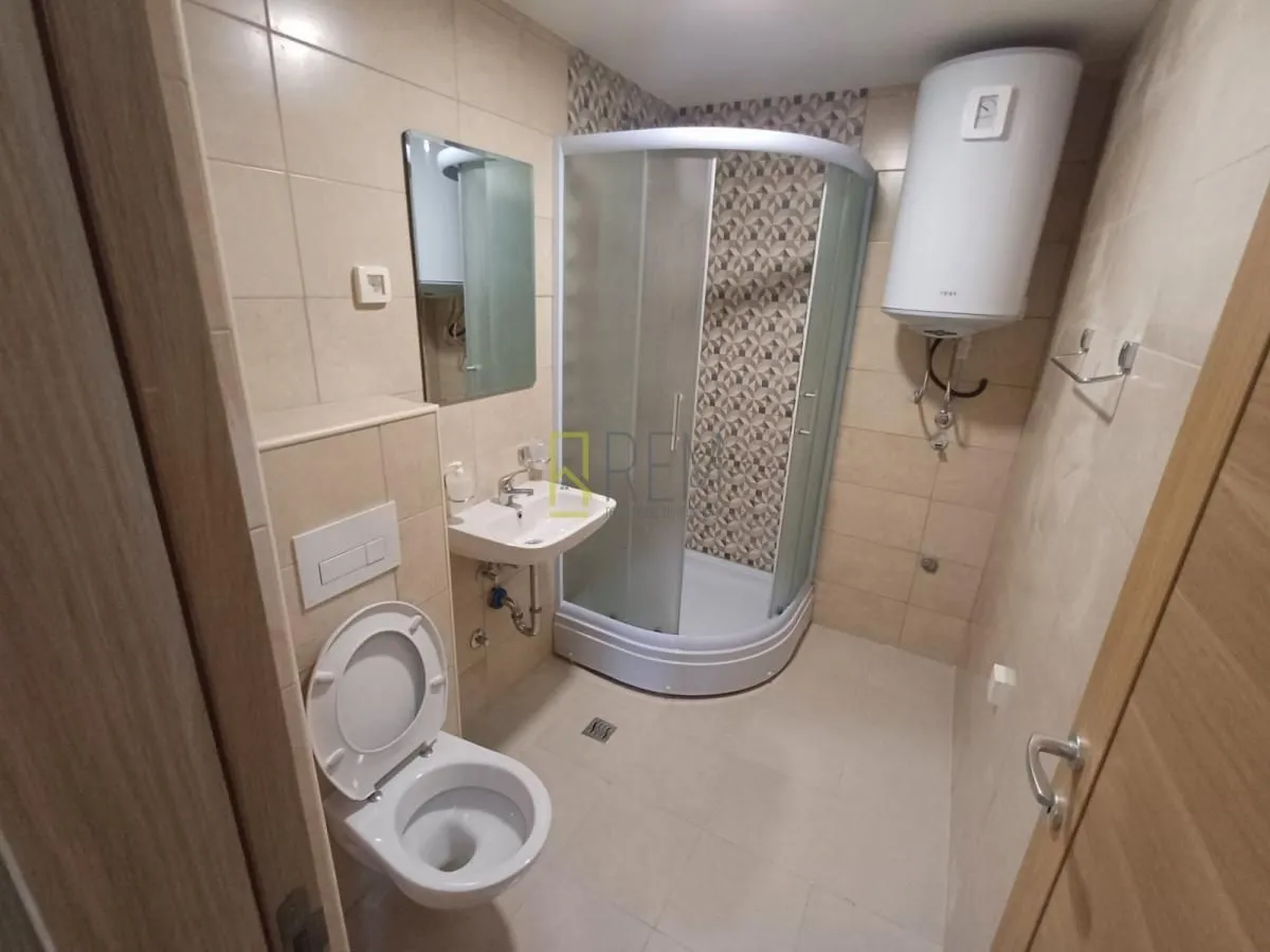 Prodaja, jednosoban stan, 52m², Stari Aerodrom, Podgorica