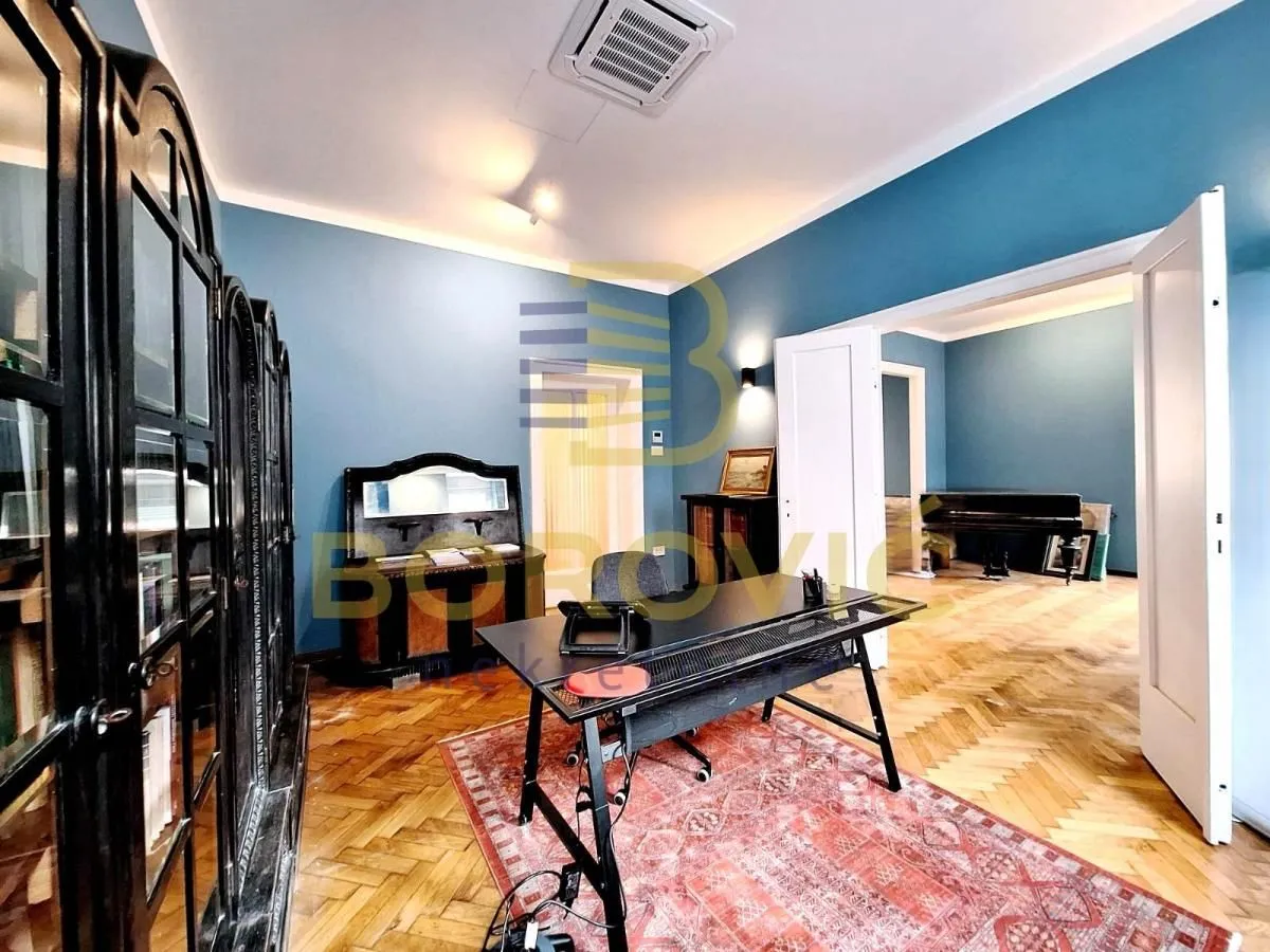 Prodaja, stan, 160m², Stari Grad, Beograd