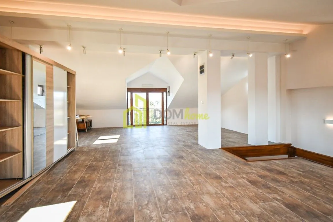 Rent, house, 280m², Stara Varoš, Podgorica