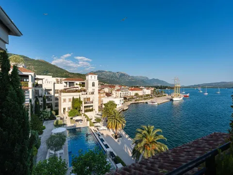 Prodaja, dvosoban stan, 198m², Porto Montenegro, Tivat - image 17