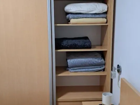 Izdavanje, dvosoban stan, 80m², Pržno, Budva - image 8