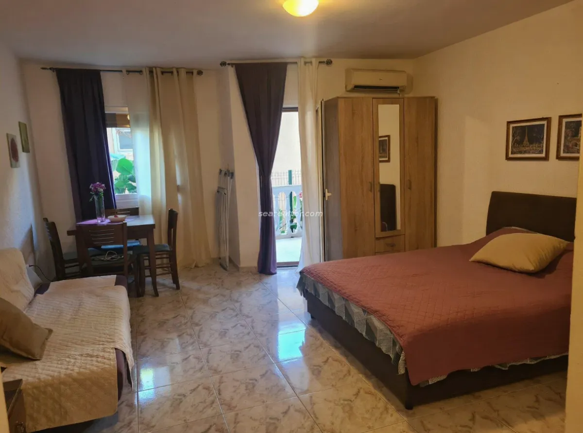 Rent, one bedroom apartment, 31m², Budva, Crna Gora