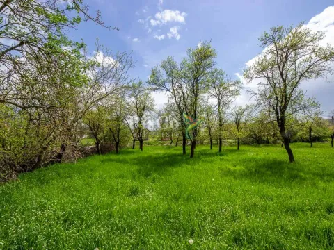 Sale, land lot, 1241m², Nikšić, Crna Gora - image 1