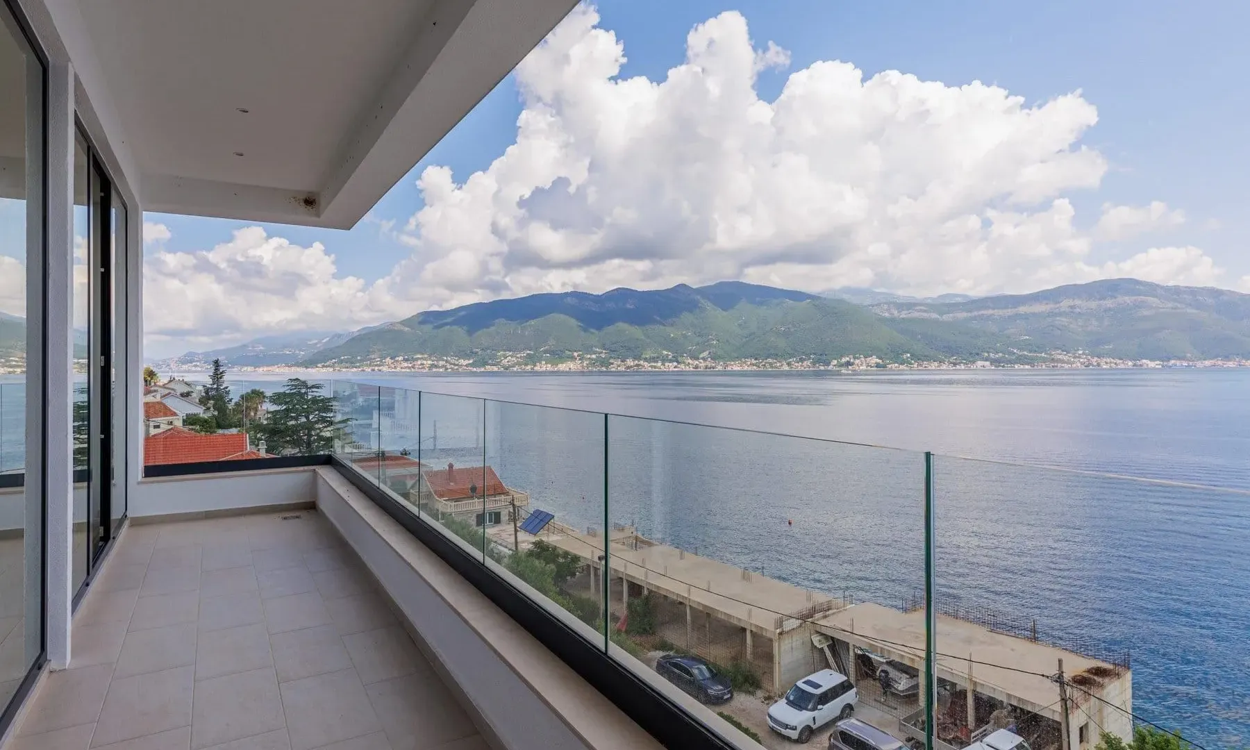 Prodaja, kuća, 200m², Krašići, Tivat