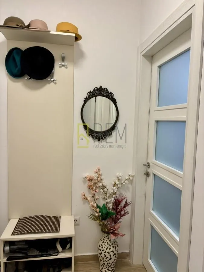 Prodaja, jednosoban stan, 41m², Blok 9, Podgorica