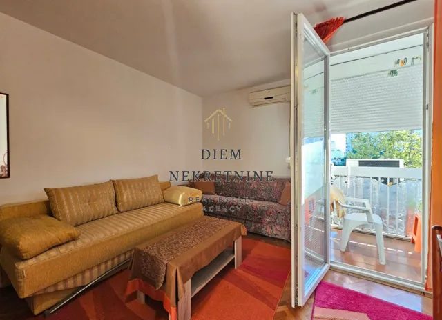 Izdavanje, garsonjera, 32m², Makedonsko naselje, Bar