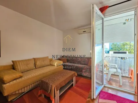 Rent, studio apartment, 32m², Makedonsko naselje, Bar - image 1