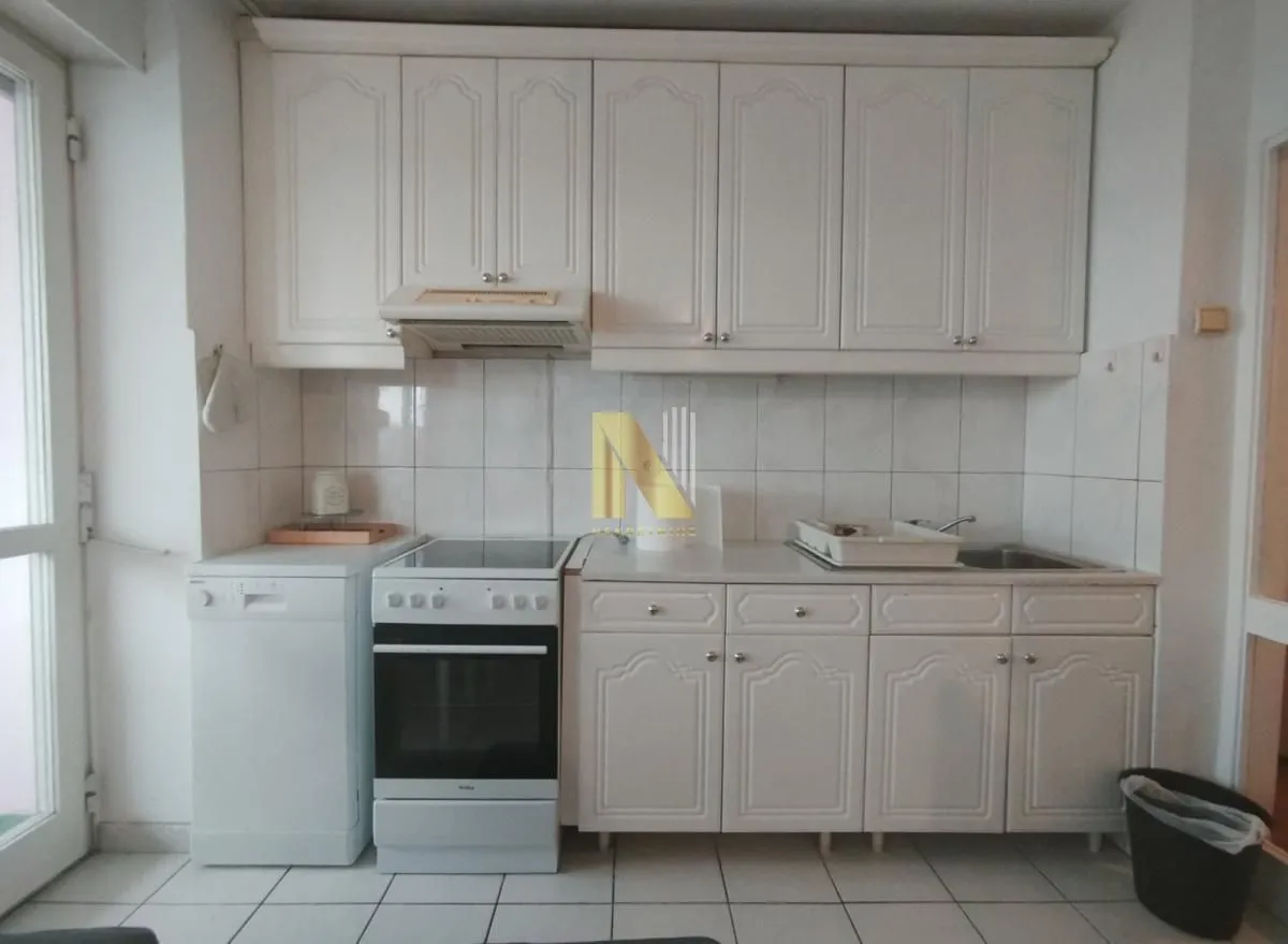 Izdavanje, trosoban stan, 77m², Liman 3, Novi Sad Sve Podlokacije