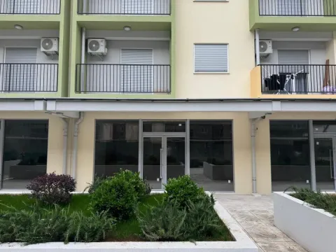 Prodaja, poslovni prostor, 47m2, Pobrežje, Podgorica Prodaja, poslovni prostor, 47m2, Pobrežje, Podgorica