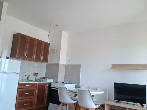 Rent, studio apartment, 30m², City Kvart, Podgorica - image 5