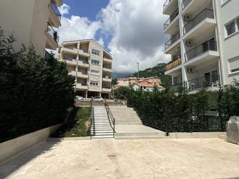 Sale, studio apartment, 31m², Centar, Budva - image 1